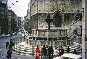 Fountain Fontana Maggiore, Piazza IV Novembre, City of Perugia Umbria, Italy 1969
