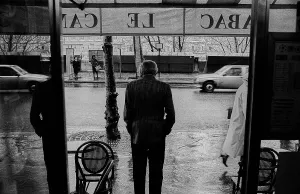 France, Paris, 22.03.1990, man in front of a restaurant