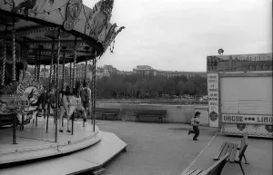France, Paris, 24.03.1990, carousel