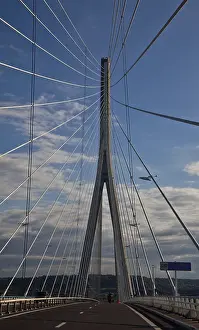 Frankr Pont de Normandie, cable-stayed bridge over the Seine estuary built 1988-94 main span 856m total length 2141m