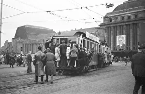 Free-rider, overcrowded tram, 1948