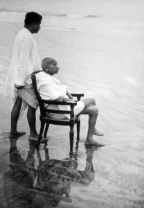 Freedom fighters mahatma gandhi with son devdas in juhu beach at mumbai