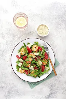 Fresh shrimp salad with arugula