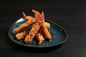 Fried shrimp, peeled in tempura
