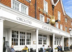 Category Cities DE Prints: Frontage of historic building, Castle and Ball hotel public house