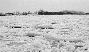 Frozen Elbe, Bleckede, Lower Saxony