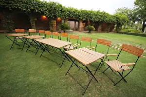 Category Historic EN Prints: Garden restaurant in balsamand lake palace hotel