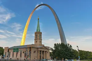 Gateway arch, gateway of the west