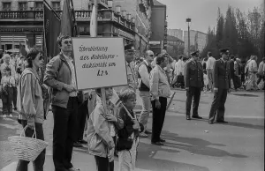 GDR, Berlin, 01. 05. 1987, 1. May 1987 rally on Karl-Marx-Allee