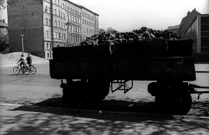 GDR, Berlin, 01. 05. 1990, coal trailer