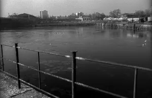 GDR, Berlin, 02. 02. 1990, Humboldthafen