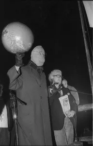 GDR, Berlin, 02. 10. 1990, alternative celebration on the eve of reunification on 02