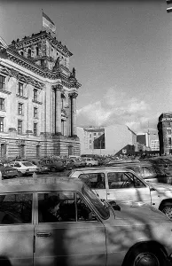 GDR, Berlin, 03. 03. 1990, Reichstag