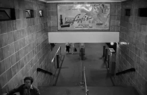 GDR, Berlin, 03.06.1990, underground station Rosenthaler Platz (U8)