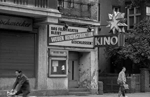 GDR, Berlin, 08.06.1990, Kino Blauer Stern