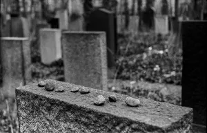 GDR, Berlin, 09.02.1987, Jewish cemetery Weissensee