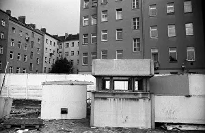 GDR, Berlin, 12. 06. 1990, remains of the Wall