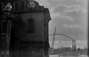 GDR, Berlin, 12.03.1990, the ruins of Anhalter Bahnhof with installation (to remind of the destroyed hall)