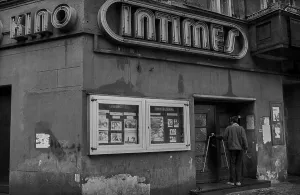 GDR, Berlin, 12..06.1990, Intimes cinema