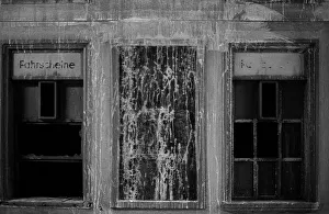 GDR, Berlin, 12.06.1990, underground station Stadion der Weltjugend