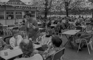GDR, Berlin, 14.04.1990, Zenner excursion restaurant in Plaenterwald