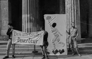 GDR, Berlin, 15.5.1990, Neue Wache
