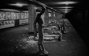 GDR, Berlin, 17 June 1990, Oranienburger Strasse S-Bahn station