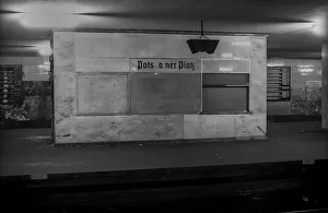GDR, Berlin, 17 June 1990, Potsdamer Platz S-Bahn station