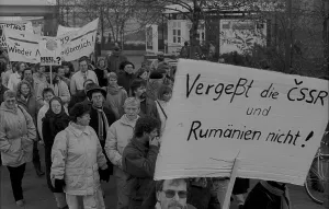 GDR, Berlin, 19.11.1989, Demo on 19 November 89