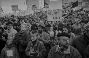 GDR, Berlin, 19.11.1989, demonstration on 19 November 89: rally on Alexanderplatz