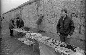 GDR, Berlin, 20.02.1990, Wall at Potsdamer Platz