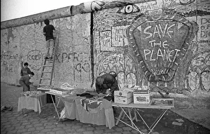 GDR, Berlin, 22, 02. 1990, Wall at Potsdamer Platz