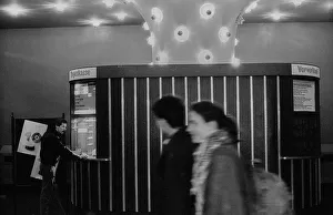 GDR, Berlin, 23.04.1990, Colosseum cinema