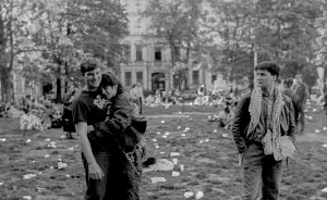 GDR, Berlin, 30.04.1990, May Day celebration on Kollwitzplatz