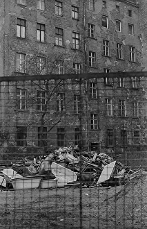 GDR, Berlin, 8.1.1990, rubbish dump