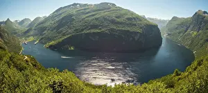 GeirangerFjord Loop, Geiranger town view