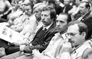 The general meeting of shop stewards of Hoesch AG Westfalenhuette in IG Metall discussed problems of their organisation