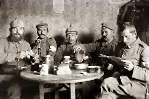 Five German soldiers eating. First World War