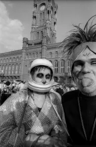 Germany, Berlin, 08.07.1992, Rent - Demo in front of the Rotes Rathaus
