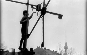 Germany, Berlin, 13.04.1991, adventure playground in Kollwitzstrasse
