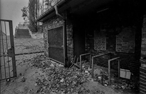 Germany, Berlin, 13.12.1991, Stadion der Weltjugend, entrance, in decay, Europe