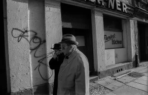 Germany, Berlin, 19.02.1992, elderly couple in Tucholskystrasse, Europe