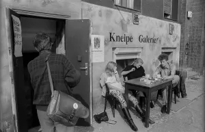 Germany, Berlin, 21.04.1991, Kellerkneipe Assel