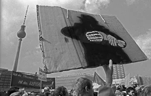 Germany, Berlin, 28. 03. 1991, Demo against the Treuhand on Alexanderplatz