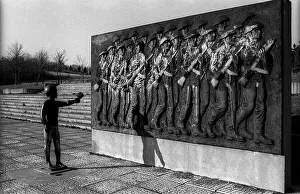 Germany, Berlin, 28/11/1991, Battle Group Monument