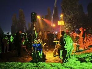Germany, Berlin, 30.10.2022, Sunday afternoon in Mauerpark