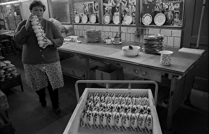 Germany, Kahla, 20.12.1991, Porzellanwerk Kahla, worker in cup production, Europe