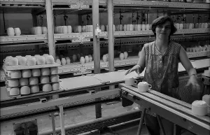 Germany, Kahla, 20.12.1991, Porzellanwerk Kahla, worker in cup production, Europe