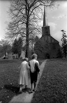 Category Historic Photos EN Prints: Germany, Stepnitz, 30.04.1992, Marienfliess monastery church