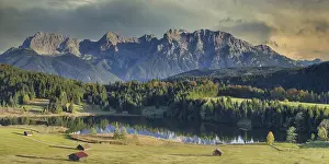 Category Mountain Landscapes Prints: Geroldsee, behind it the Karwendel mountains